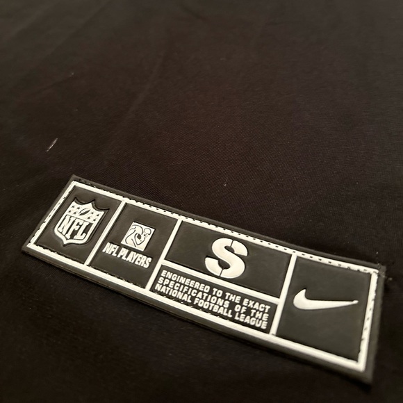 NFL SAINTS Jersey Men’s Small - Picture 2 of 7